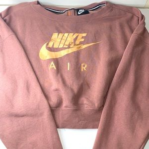 Nike sweatshirt with zip down back